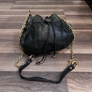 JUICY COUTURE Y2K Black Leather Gold Chain Drawstring Crosscody Vintage Bag
